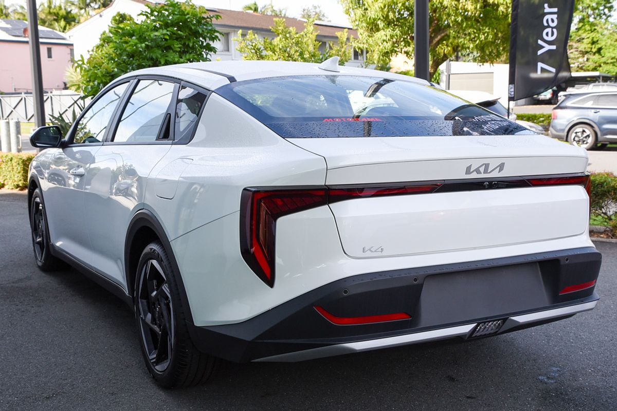 2024 Kia K4 Sport CL4m