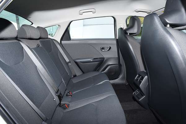 2024 Kia K4 Sport CL4m