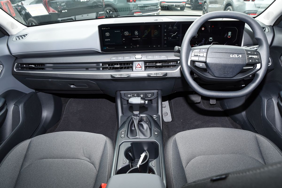 2024 Kia K4 Sport CL4m