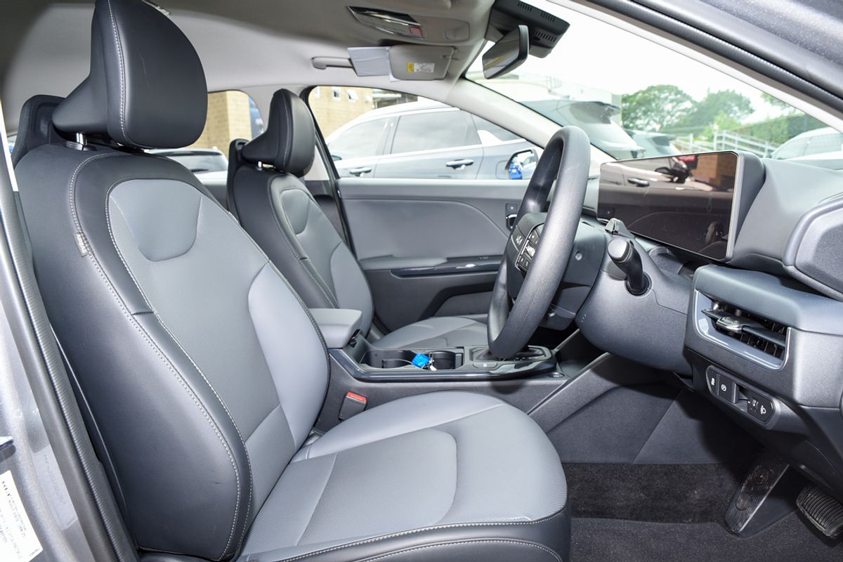 2025 Kia K4 Sport+ CL4m