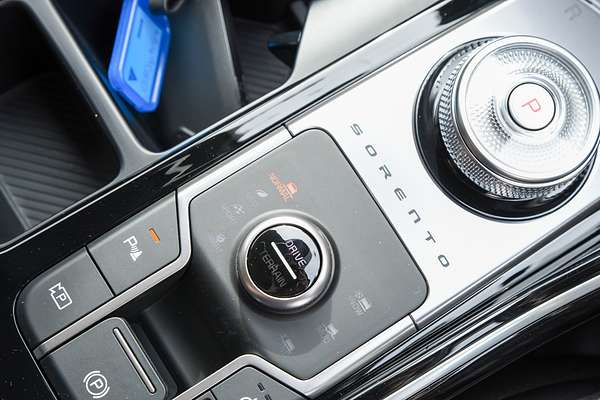 2025 Kia Sorento Sport+ MQ4 PE