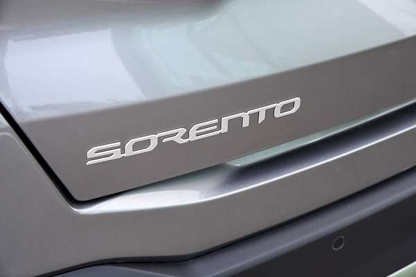 2025 Kia Sorento Sport+ MQ4 PE