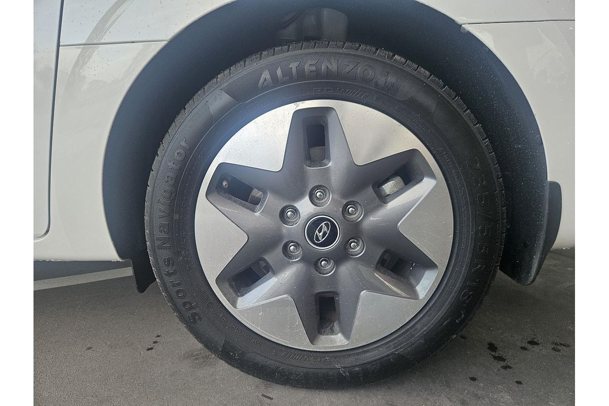 2022 Hyundai STARIA Highlander US4.V1