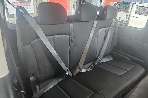 2022 Hyundai STARIA Highlander US4.V1