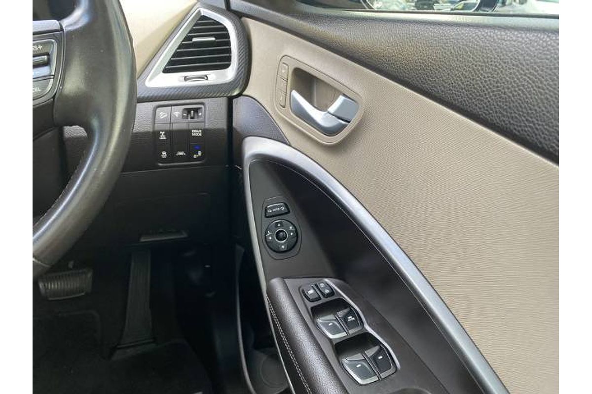 2016 Hyundai Santa Fe Highlander DM3 Series II