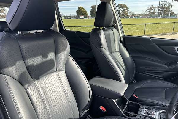 2019 Subaru Forester 2.5i-S S5