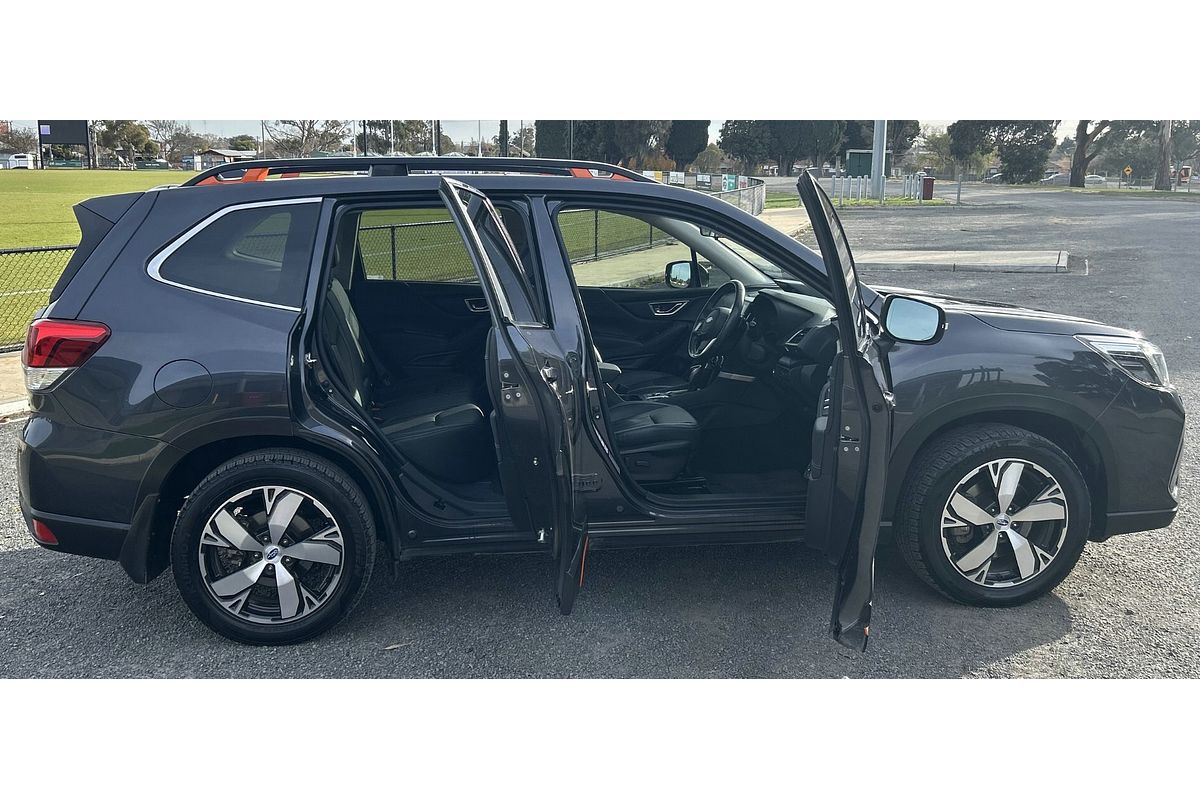 2019 Subaru Forester 2.5i-S S5