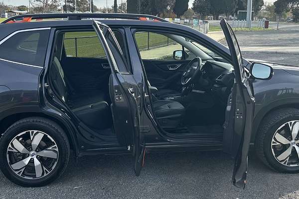 2019 Subaru Forester 2.5i-S S5