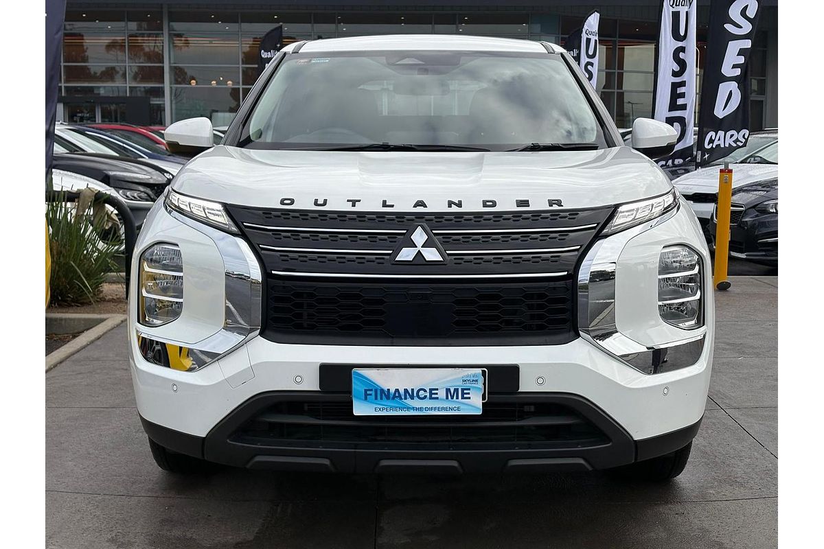 2022 Mitsubishi Outlander ES ZM