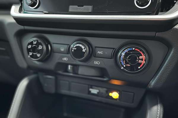 2025 Isuzu MU-X LS-M