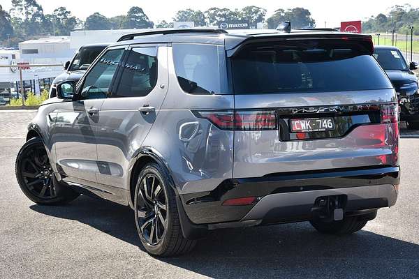 2024 Land Rover Discovery D300 Dynamic SE Series 5
