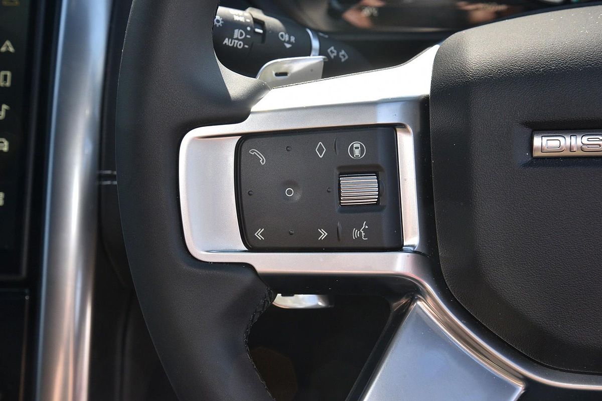 2024 Land Rover Discovery D300 Dynamic SE Series 5