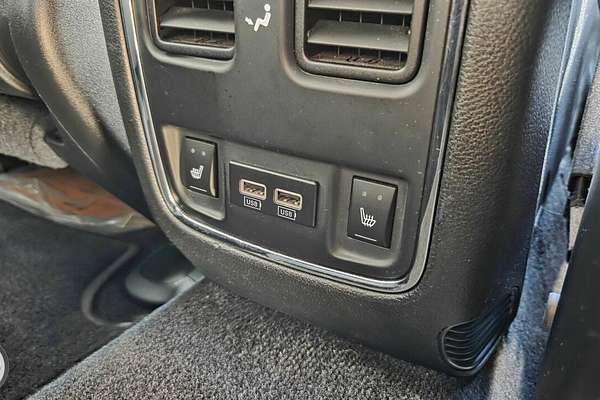 2013 Jeep Grand Cherokee Limited (4x4) WK MY14