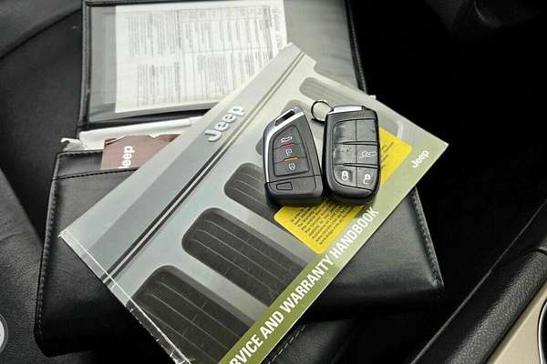 2013 Jeep Grand Cherokee Limited (4x4) WK MY14