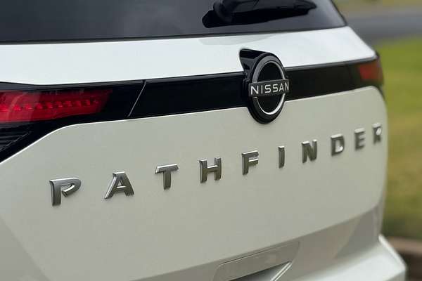 2025 Nissan Pathfinder Ti R53