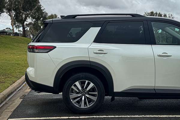 2025 Nissan Pathfinder Ti R53