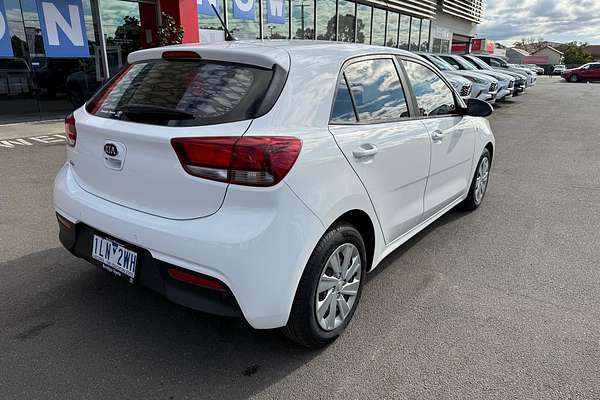 2017 Kia Rio S YB