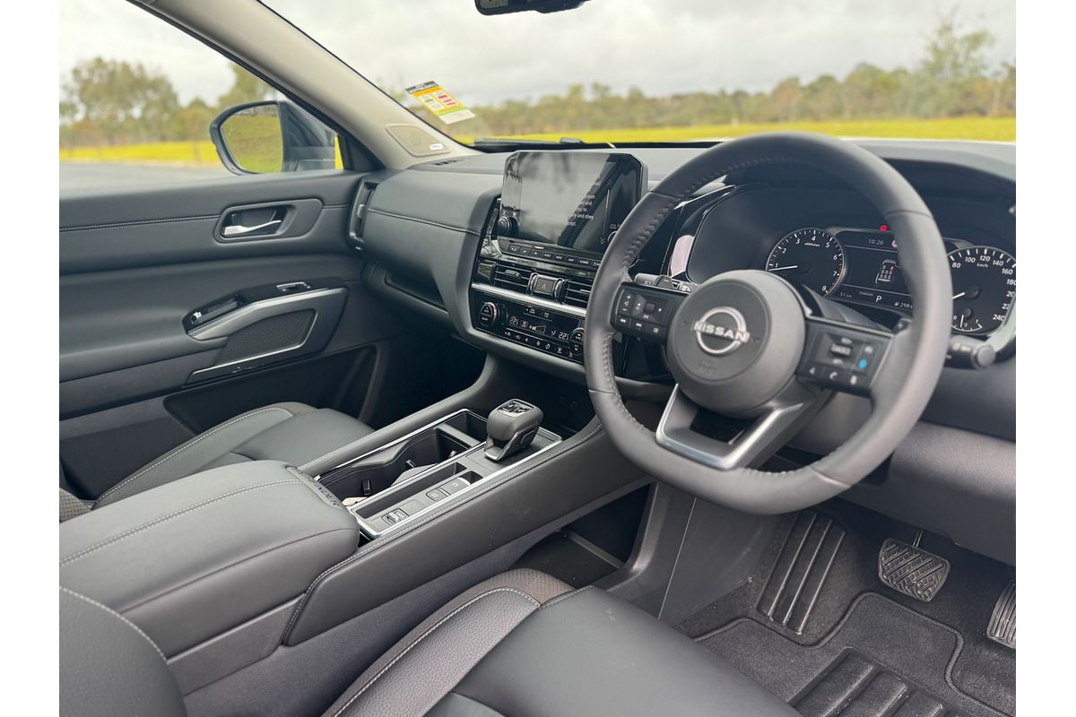 2025 Nissan Pathfinder Ti R53