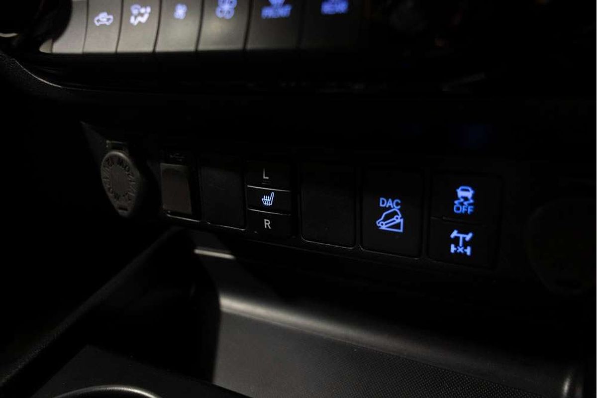 2022 Toyota Hilux SR5 GUN126R 4X4