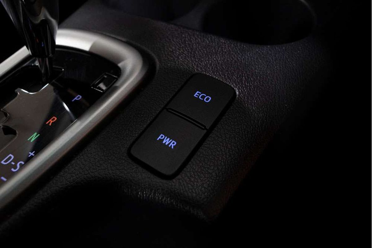 2022 Toyota Hilux SR5 GUN126R 4X4