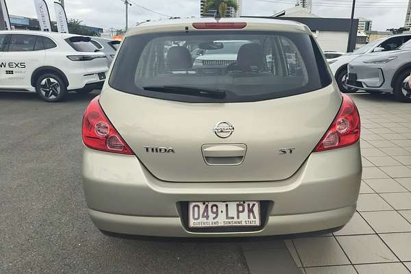 2008 Nissan Tiida ST C11