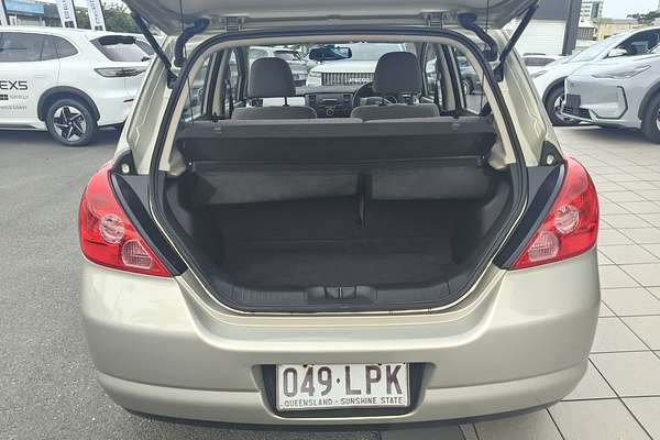 2008 Nissan Tiida ST C11