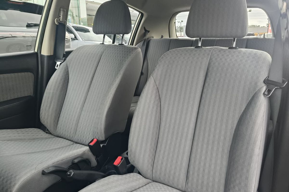 2008 Nissan Tiida ST C11