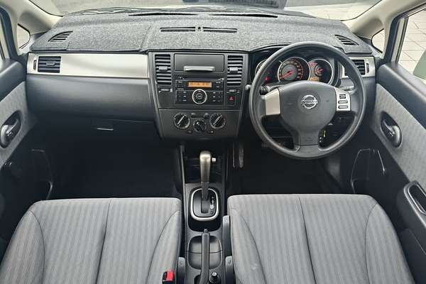 2008 Nissan Tiida ST C11