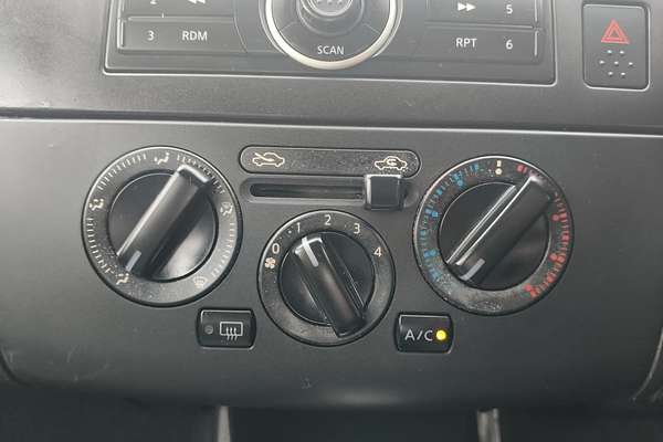 2008 Nissan Tiida ST C11