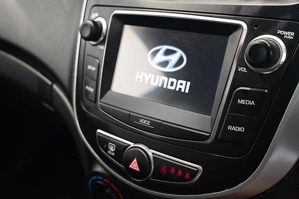 2016 Hyundai Accent Active RB4