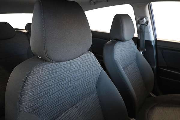 2016 Hyundai Accent Active RB4