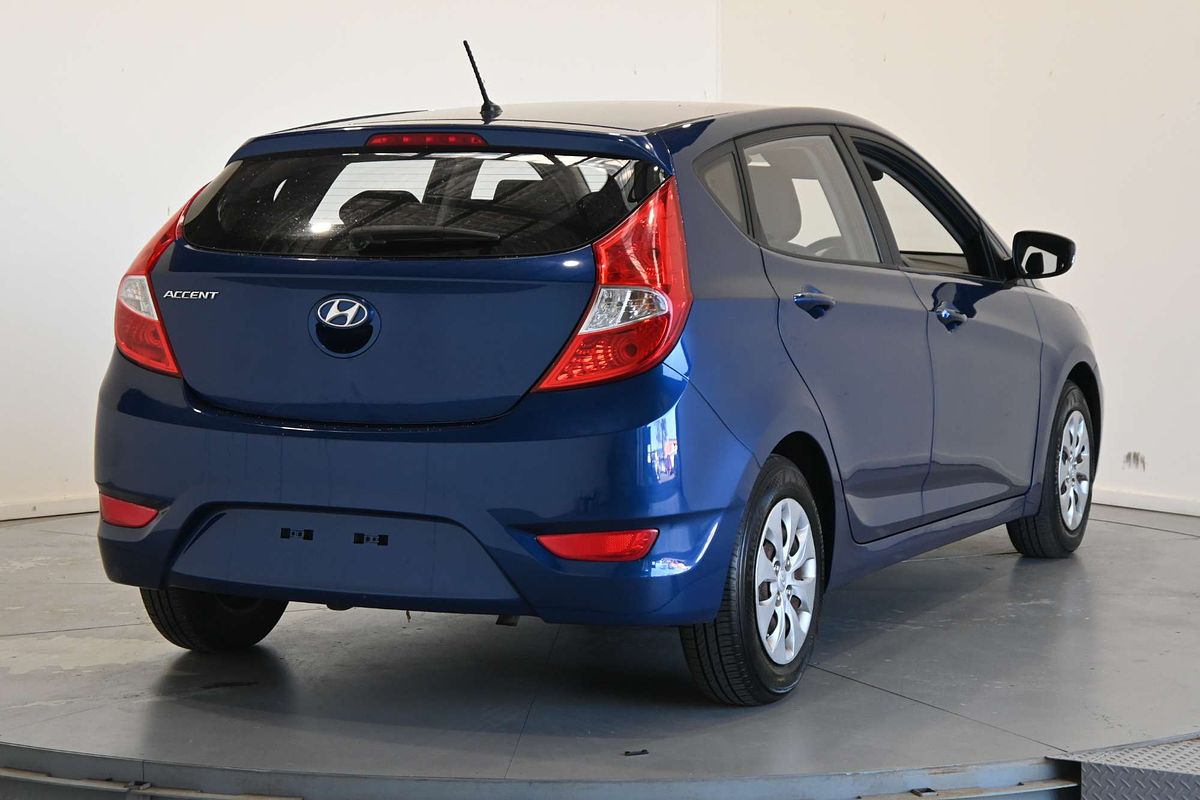 2016 Hyundai Accent Active RB4