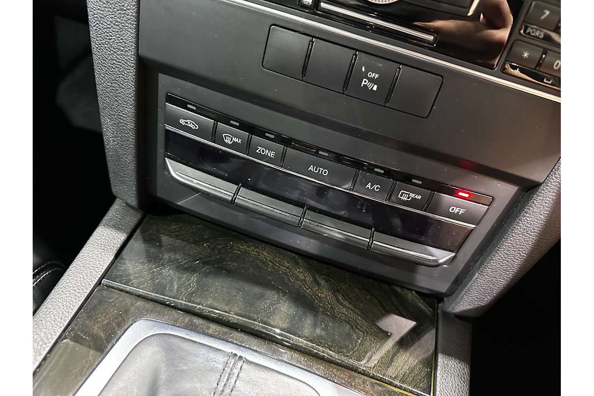 2011 Mercedes-Benz E-Class E350 Elegance C207