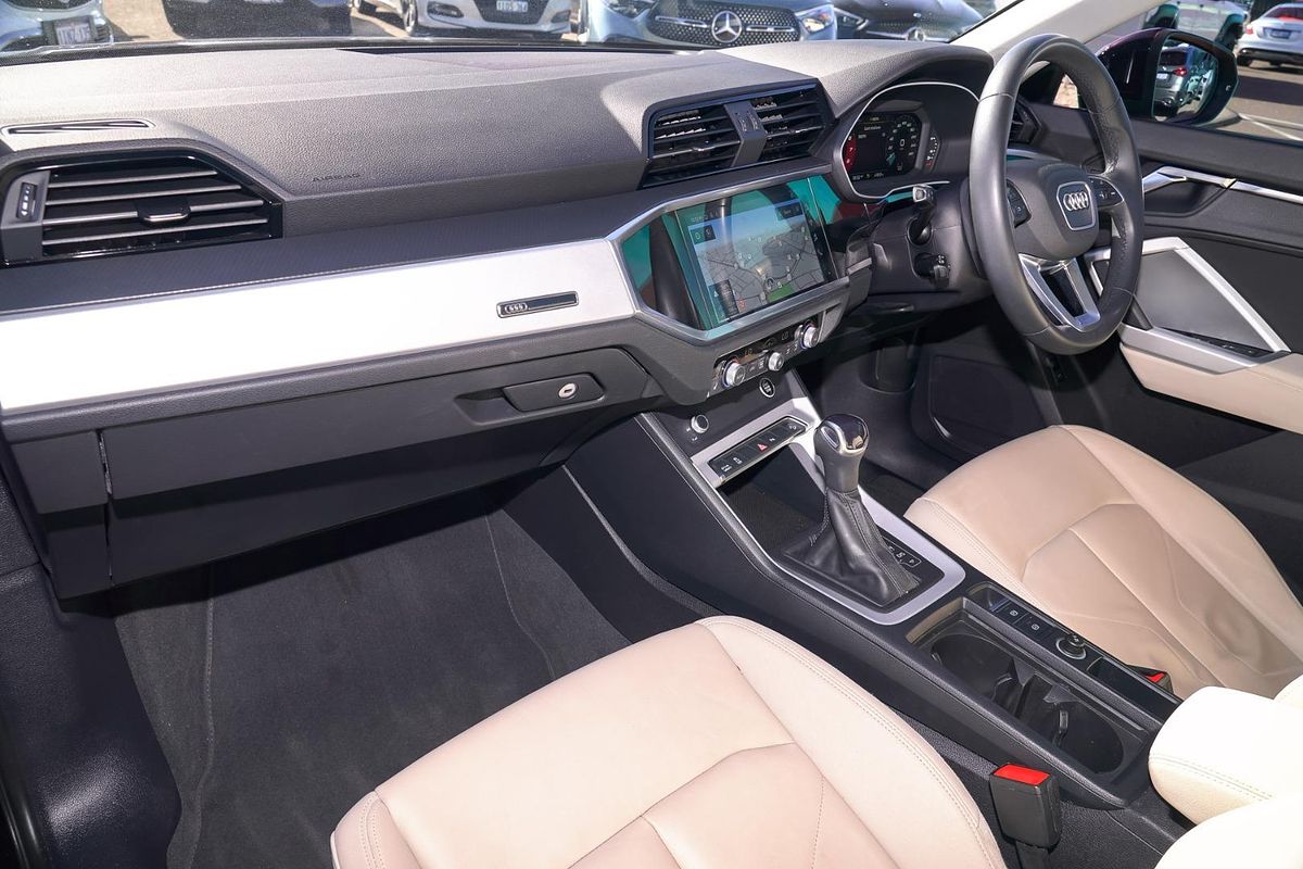 2022 Audi Q3 35 TFSI F3