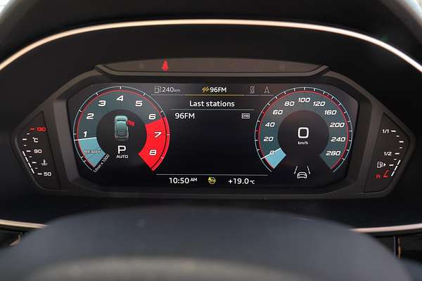 2022 Audi Q3 35 TFSI F3