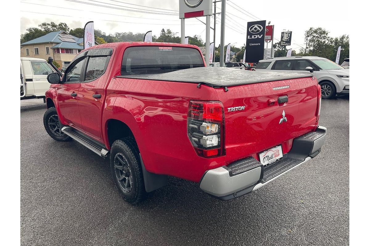 2022 Mitsubishi Triton GLX+ MR 4X4