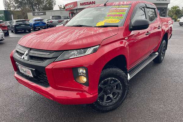 2022 Mitsubishi Triton GLX+ MR 4X4