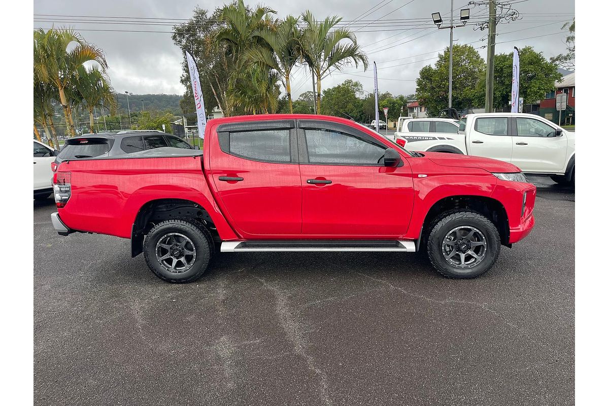 2022 Mitsubishi Triton GLX+ MR 4X4