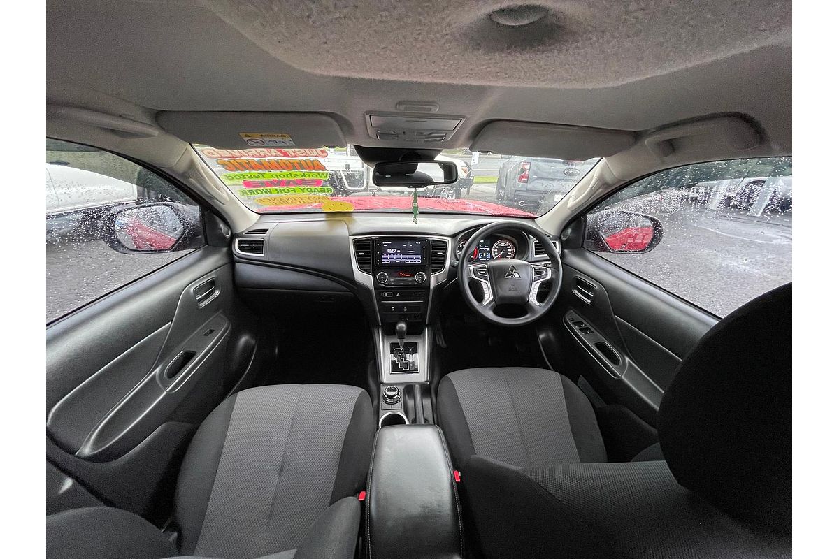 2022 Mitsubishi Triton GLX+ MR 4X4