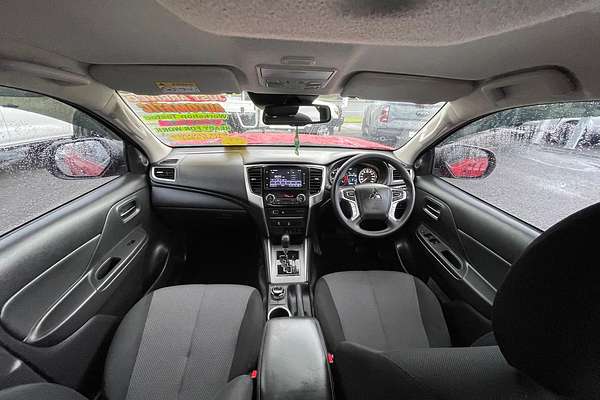 2022 Mitsubishi Triton GLX+ MR 4X4
