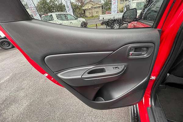 2022 Mitsubishi Triton GLX+ MR 4X4