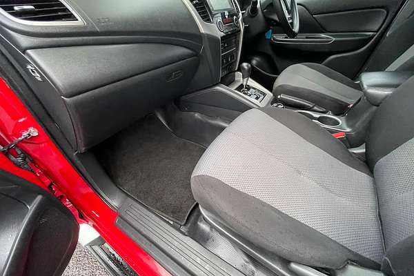 2022 Mitsubishi Triton GLX+ MR 4X4