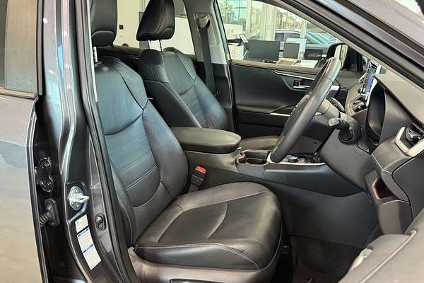 2021 Toyota RAV4 Cruiser AXAH54R