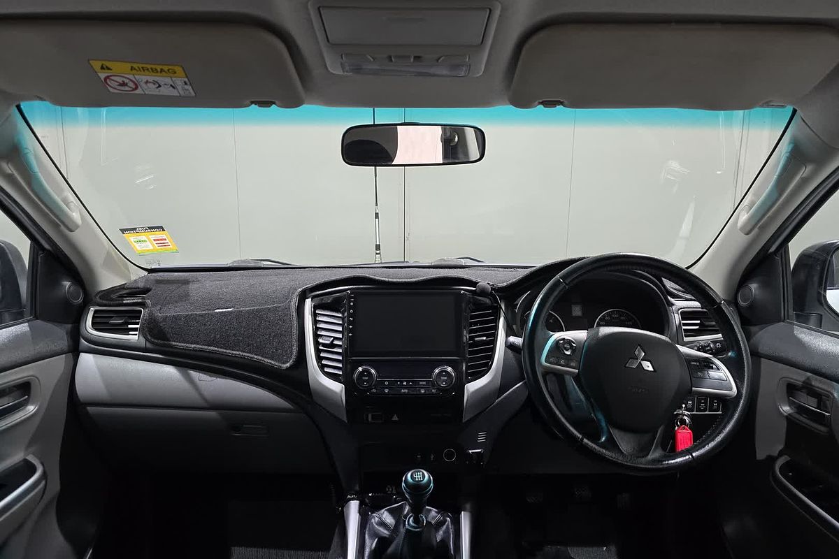 2016 Mitsubishi TRITON TRITON GLS (4x4) MQ3X47 4X4