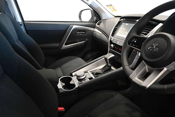 2024 Mitsubishi Pajero Sport GLX QG