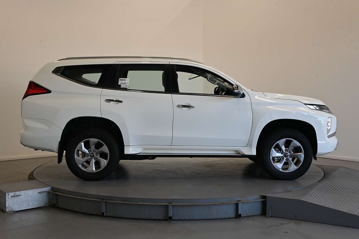 2024 Mitsubishi Pajero Sport GLX QG