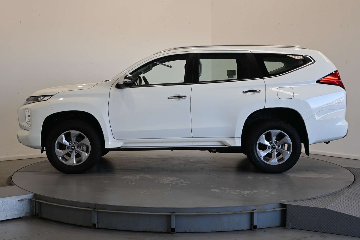 2024 Mitsubishi Pajero Sport GLX QG