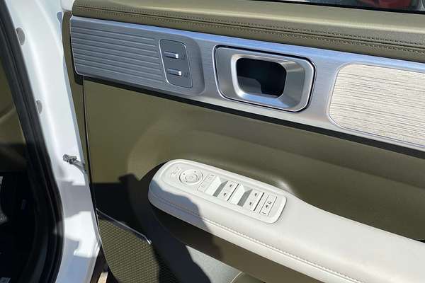 2024 Hyundai Santa Fe Hybrid Calligraphy MX5.V1