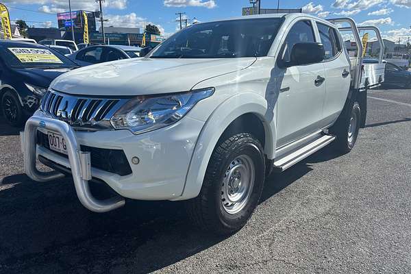 2015 Mitsubishi TRITON GLX MN