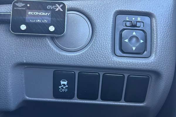 2015 Mitsubishi TRITON GLX MN